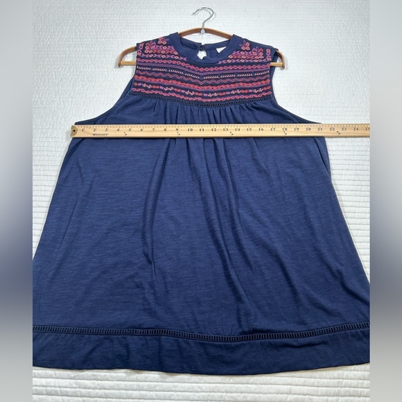 Knox Rose Embroidered Navy Sleeveless Top. Size XXL. - Picture 6 of 7